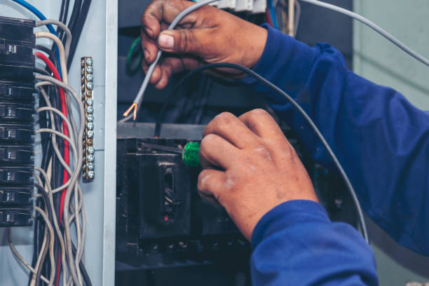 Best Circuit Breaker Repair  in Frederick, OK